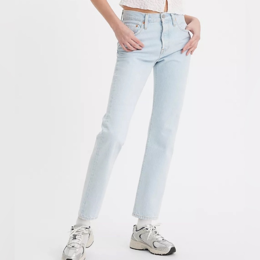 501® ORIGINAL FIT WOMEN'S JEANS ICE CLOUD LIGHT WASH